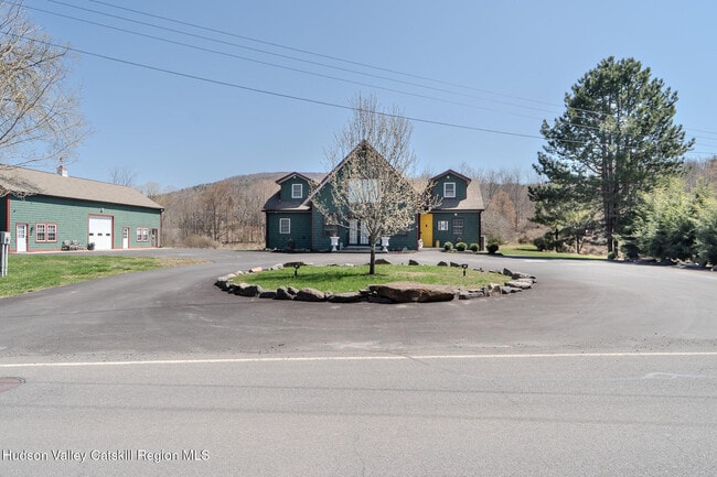 Building Photo - 52 Co Rd 65A