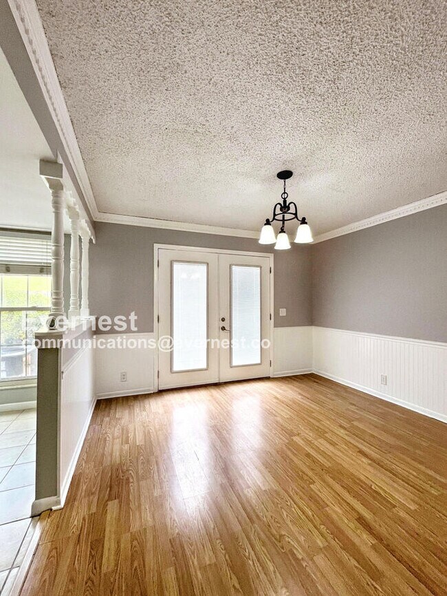 Foto del edificio - 5600 Country Dr