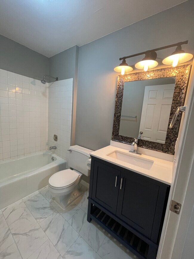 Building Photo - 12665 Tussock Ct