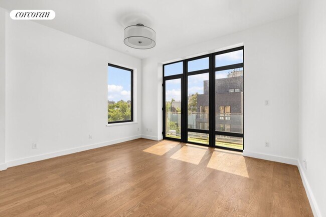 Foto del edificio - 159 Tompkins Ave