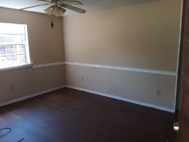 Foto del edificio - 6531 Lake Forest Dr