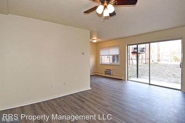 Building Photo - 2 br, 1 bath House - 202 Blair Rd  #103