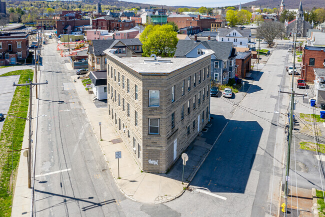 Aerial Photo - 66-74 Center St