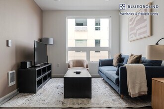 Building Photo - 1502 Fawcett Ave