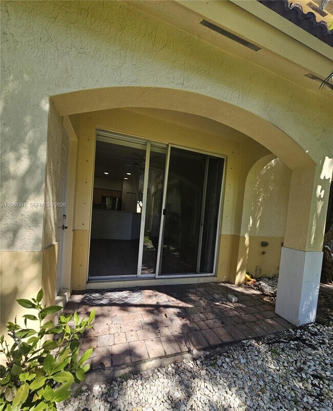 Foto del edificio - 2514 SW 83rd Terrace