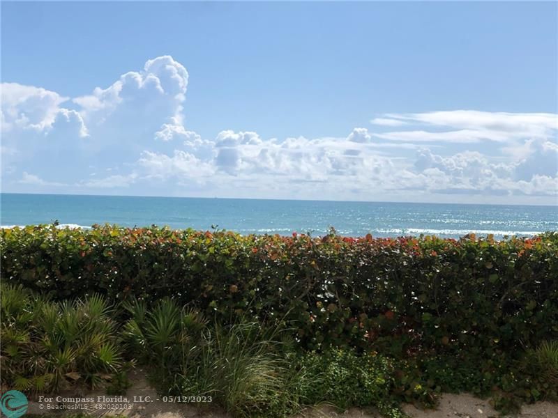 Foto principal - 10044 S Ocean Dr