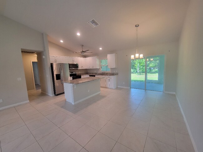 Foto del edificio - 4012 Country Club Blvd