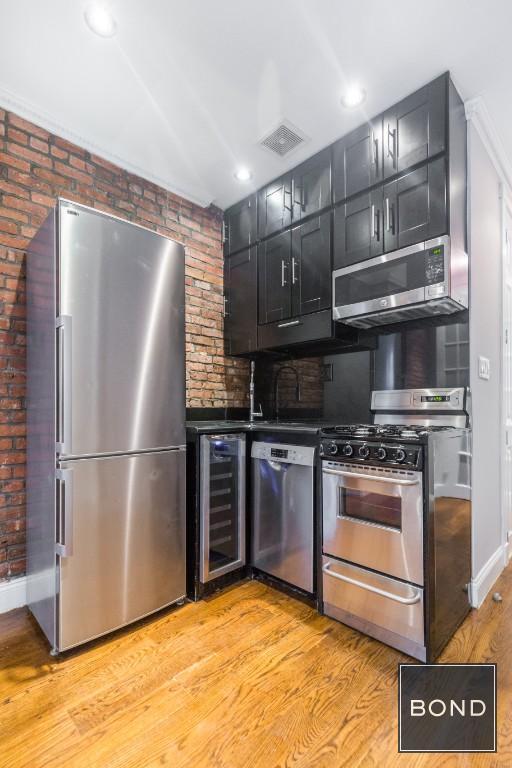 Building Photo - 3 W 103rd St