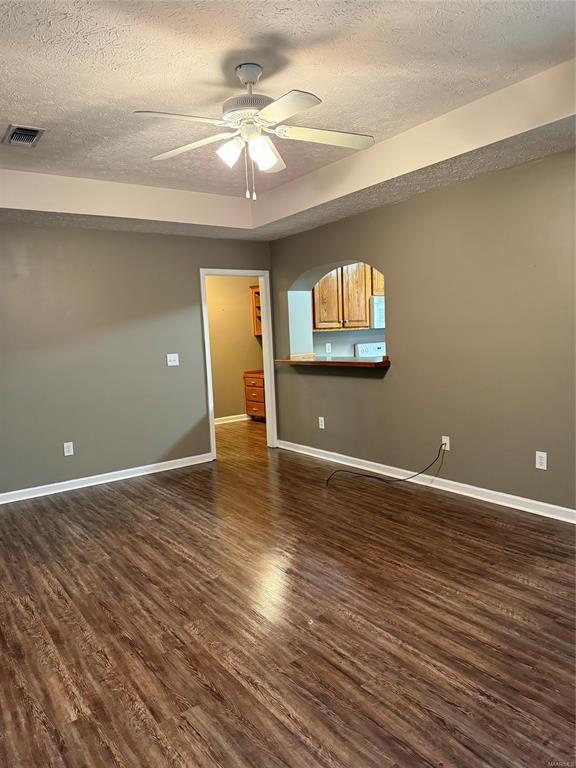 Foto del edificio - 406 James Ct