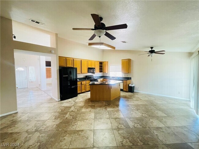 Building Photo - 4520 Strato Jet Way