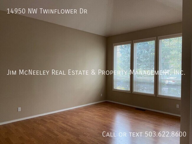 Foto del edificio - 4 Bedroom Home Near Bethany Village!