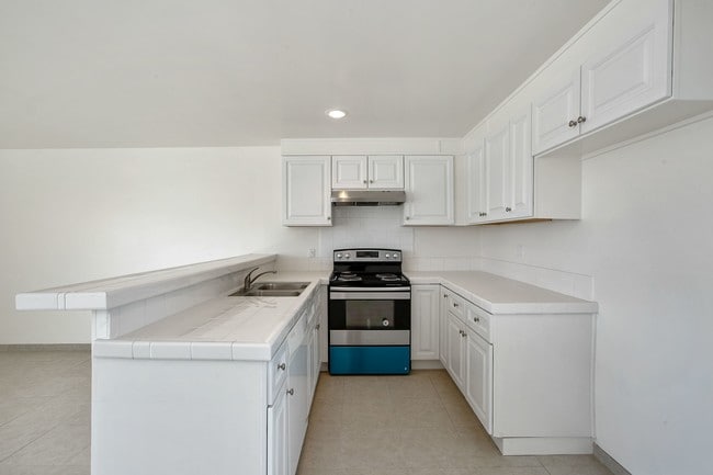 Building Photo - 905 N 3rd St