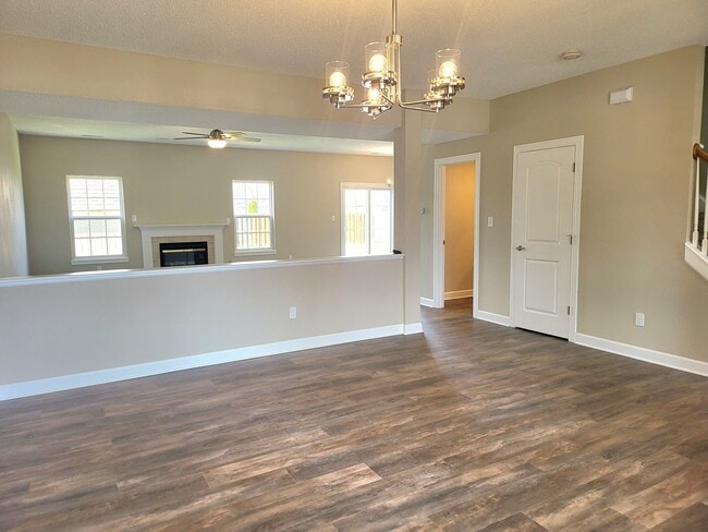 Building Photo - 8116 Sand Ridge Cir
