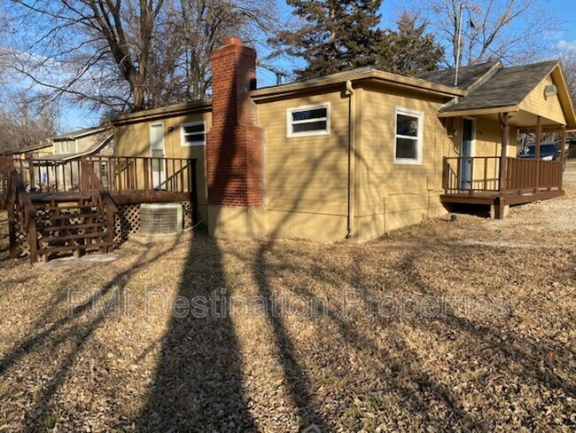 Building Photo - 1524 N 36th St