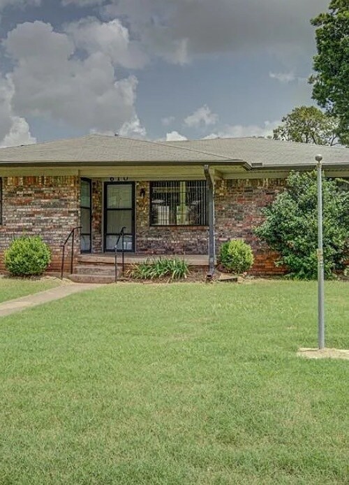 Foto principal - 610 N 6th Ave