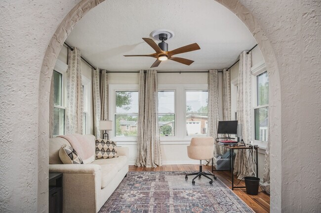 Foto del edificio - 40608 102nd Pl