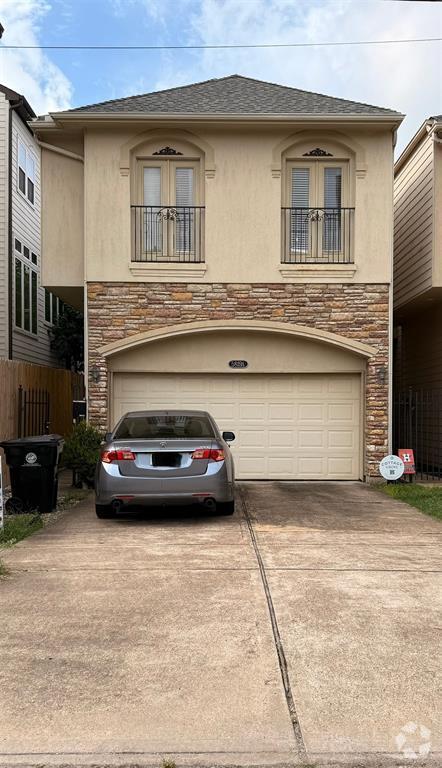 Building Photo - 5819 Petty St
