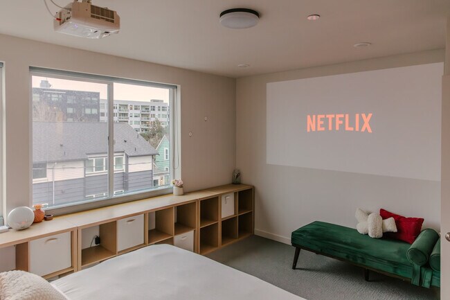 Foto del edificio - 4738B 35th Ave S