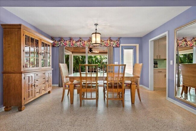 Foto del edificio - 440 Jupiter Ln