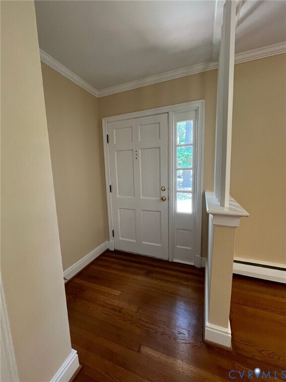 Foto del edificio - 9301 Newhall Rd