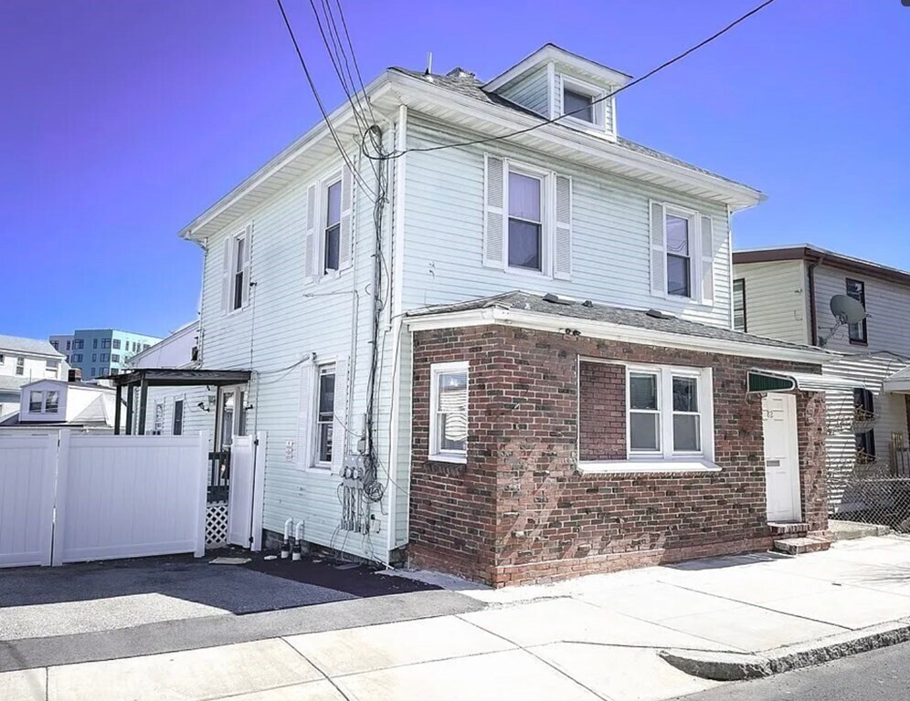 82 Garfield Ave, Revere, MA 02151 Townhome Rentals in Revere MA