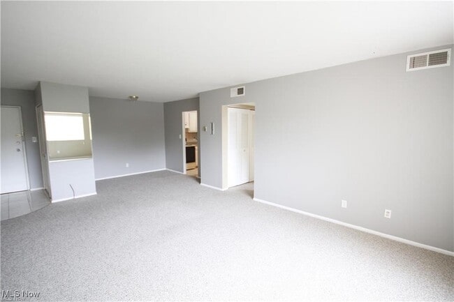 Building Photo - 20333 Detroit Rd