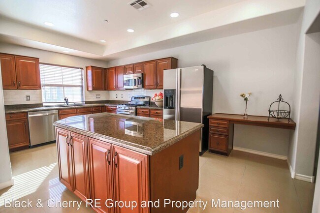 Foto del edificio - 3 br, 3.5 bath House - 1053 Via Prato Lane