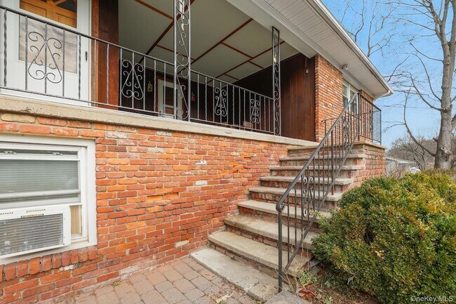 Foto del edificio - 2 Gillis Ave