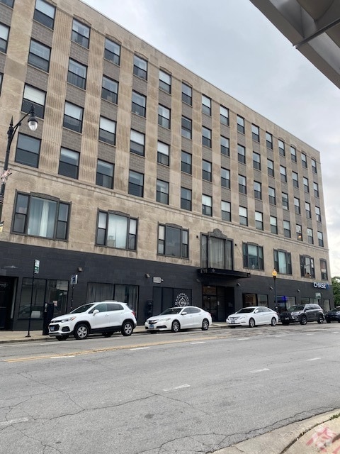 Building Photo - 1791 W Howard St