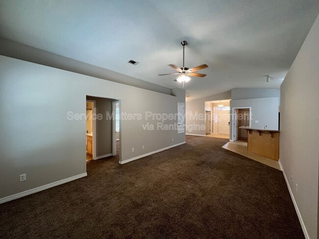 Foto del edificio - 10440 Millbrook Dr