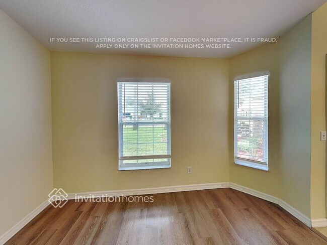 Building Photo - 370 Pine Springs Dr