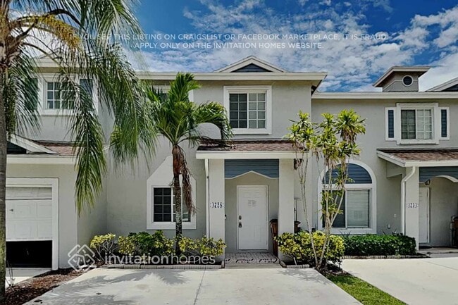 Building Photo - 4728 SW 13th Pl