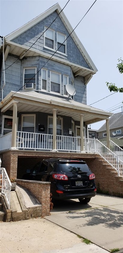 Primary Photo - 47 E 35th St