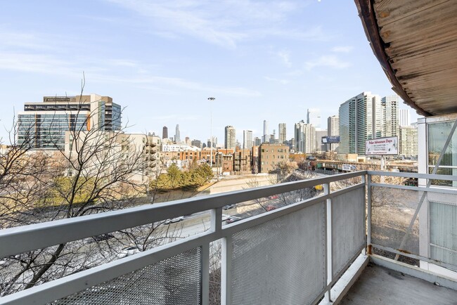 Foto del edificio - 914 W Hubbard St