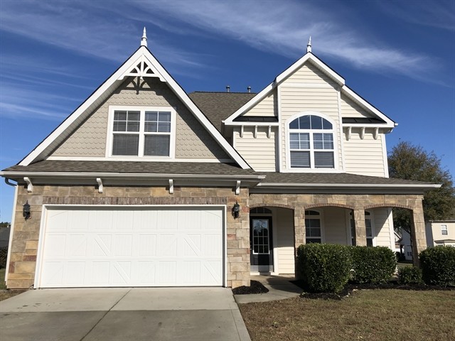 Building Photo - 8100 Lynwood Square