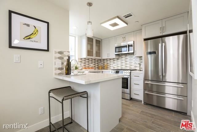 Building Photo - 2 br, 1 bath Condo - 1511 16th St Apt 301