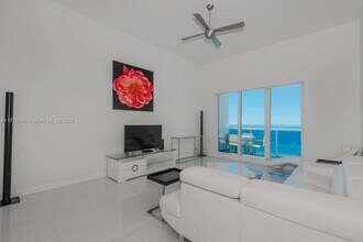 Building Photo - 2301 Collins Ave