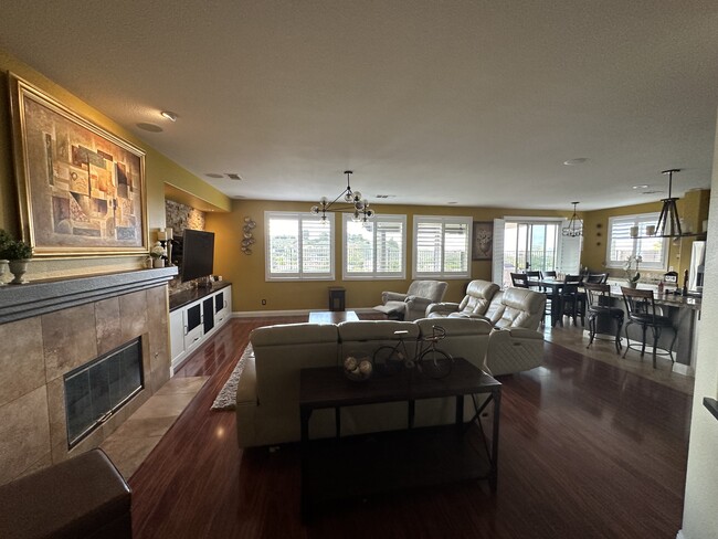 Building Photo - 4293 Sotogrande Cir