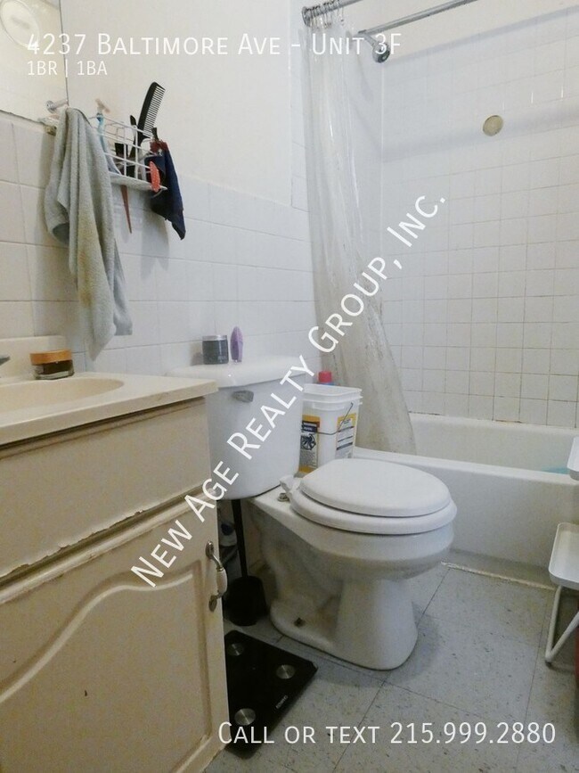 Building Photo - 4237 Baltimore Avenue Unit 3F- 1 Bedroom A...