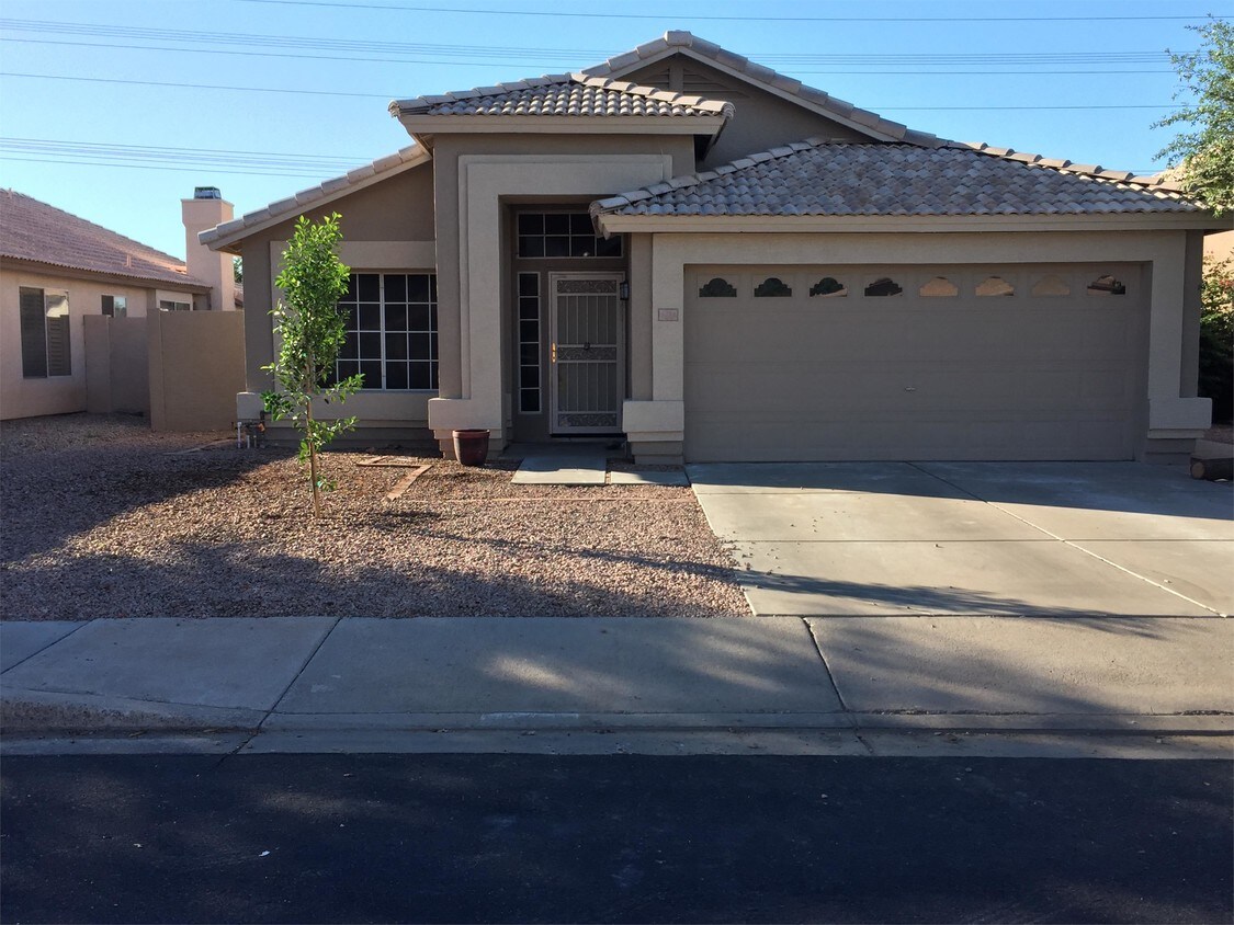 Foto principal - 1111 W Heather Ave