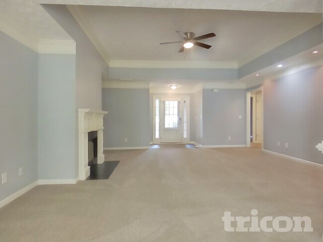 Foto del edificio - 220 Arbor Creek Dr