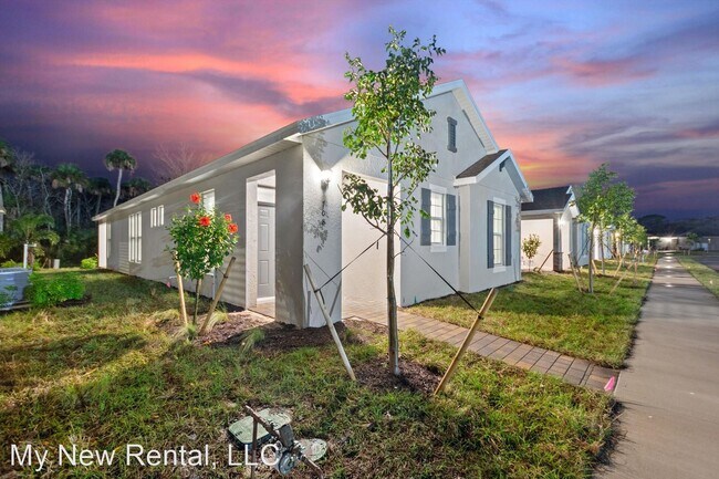 Building Photo - 3 br, 2 bath House - 708 Treehouse Lane