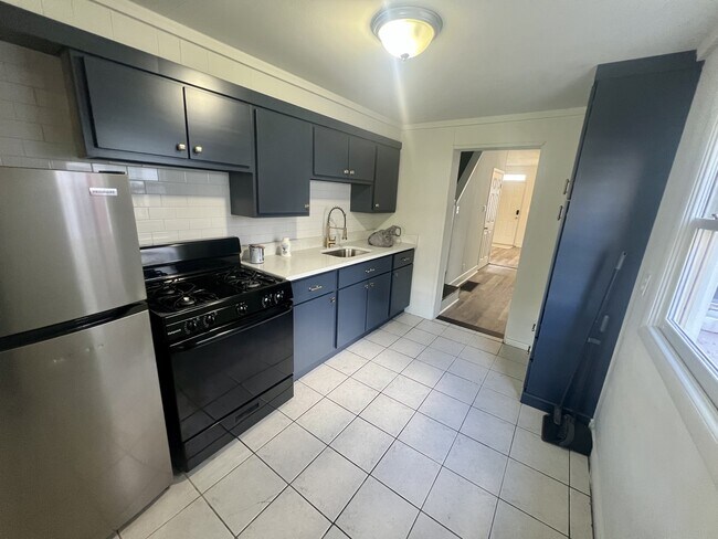 Foto del edificio - 615 Lake St