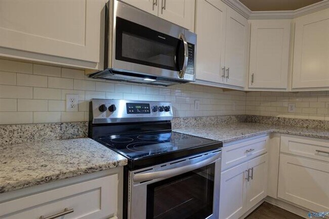 Foto del edificio - 226 Abercorn Dr