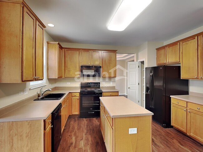 Foto del edificio - 2476 Deer Point Dr