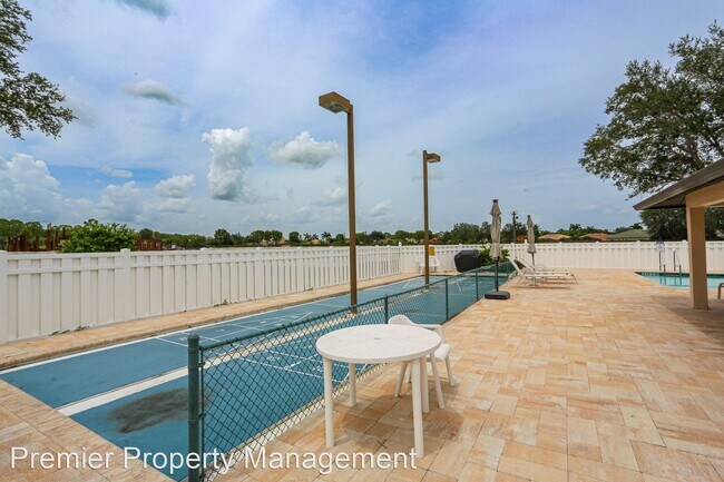 Building Photo - 2 br, 2 bath House - 10011 Maddox Lane #102