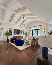 Building Photo - 49 Fiesta Way