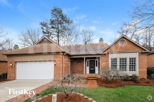 Building Photo - 914 Flicker Ln