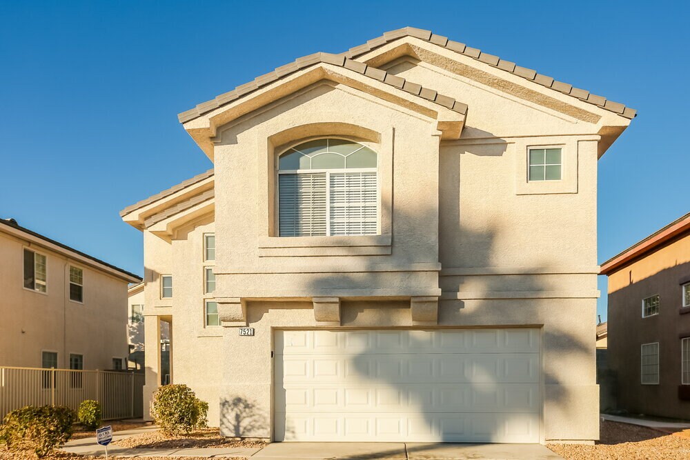 Foto principal - 7521 Wandering St