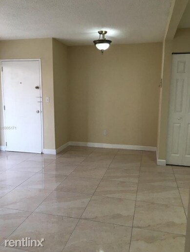 Building Photo - 4440 NW 79th Ave